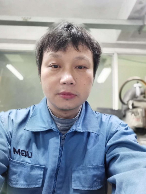 伤心人的第一张照片--赣州相亲服务中心