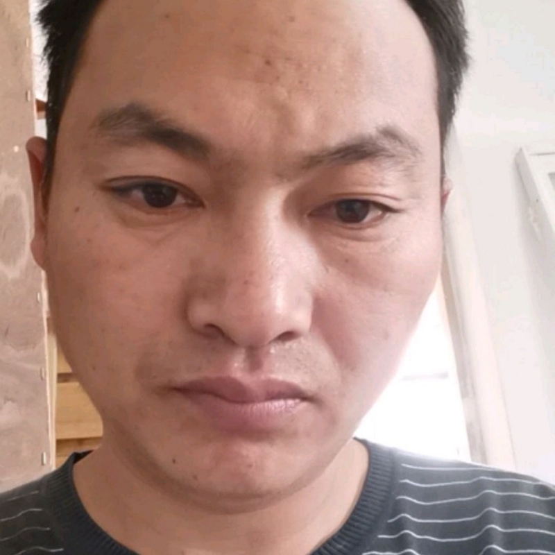黎离的第一张照片--赣州相亲服务中心