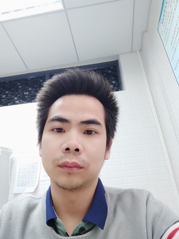蓝先生的第一张照片--赣州相亲服务中心