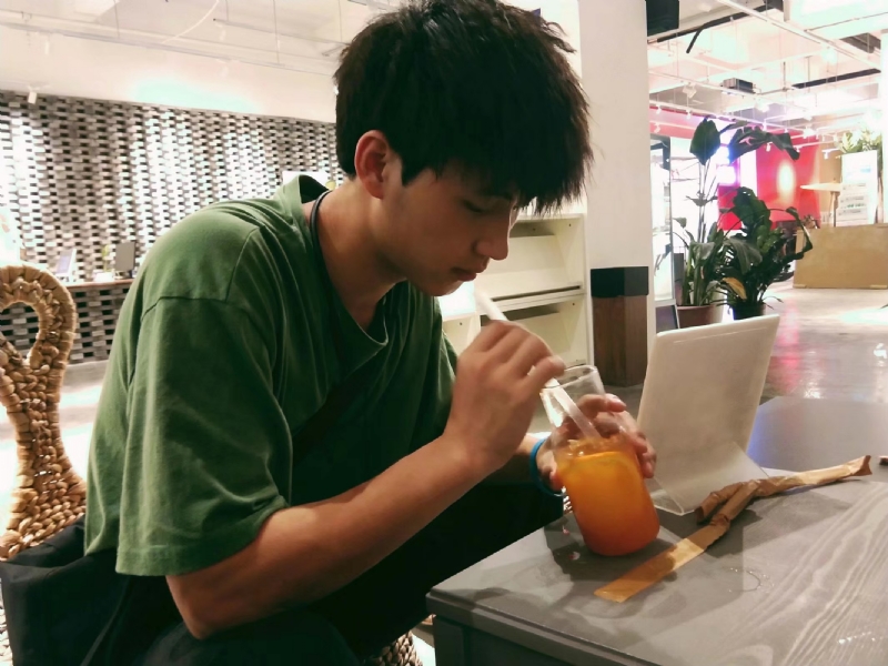 一花一世界的第二张照片--赣州相亲服务中心