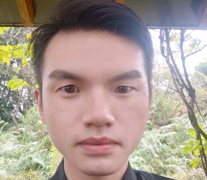 彬彬有礼的第二张照片--赣州相亲服务中心