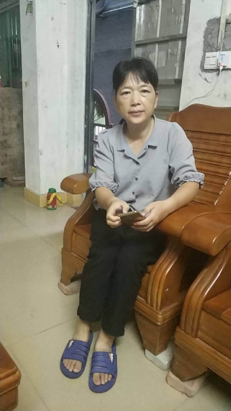 浮萍的第一张照片--赣州相亲服务中心