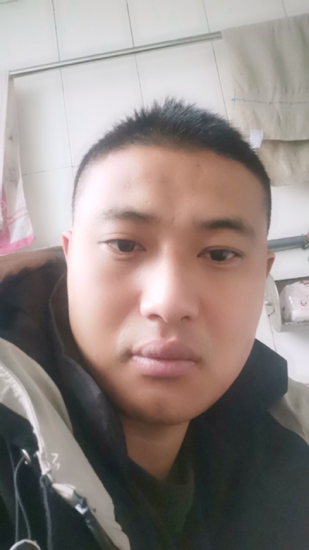 烟花再美不过瞬间的第一张照片--赣州相亲服务中心