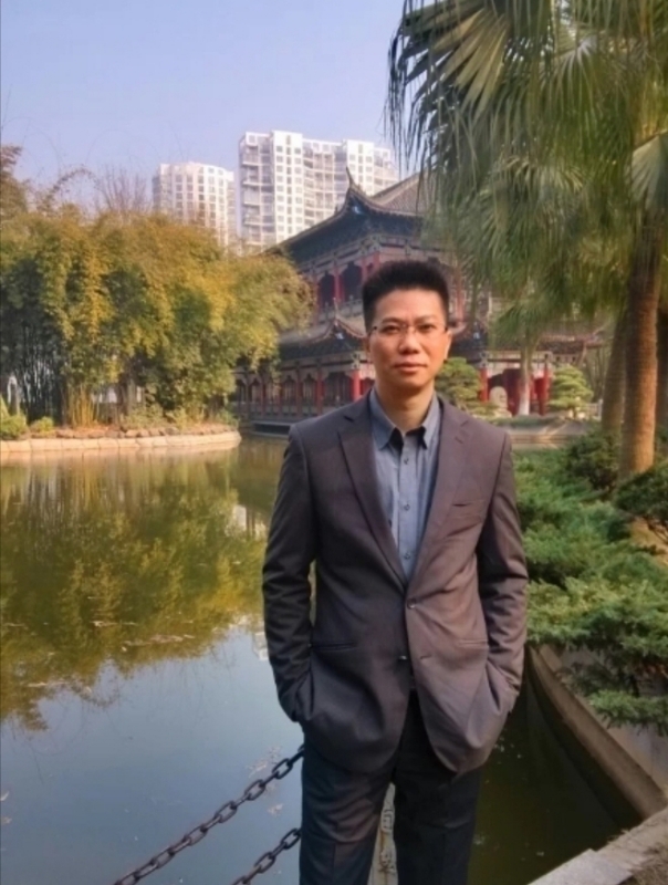 chen的第二张照片--赣州相亲服务中心