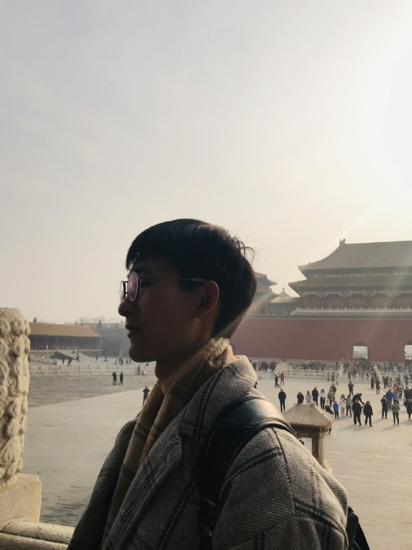 夏侯醉平的第一张照片--赣州相亲服务中心