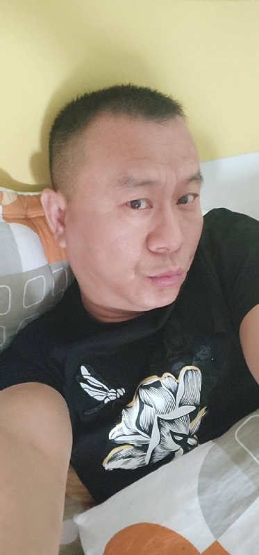 随缘的第一张照片--赣州相亲服务中心