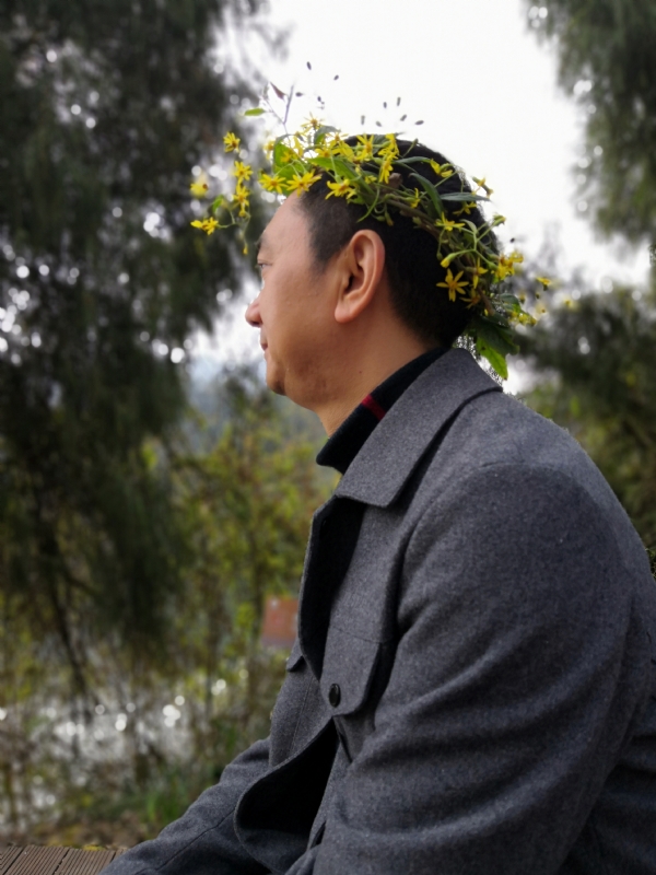 小白杨的第一张照片--赣州相亲服务中心