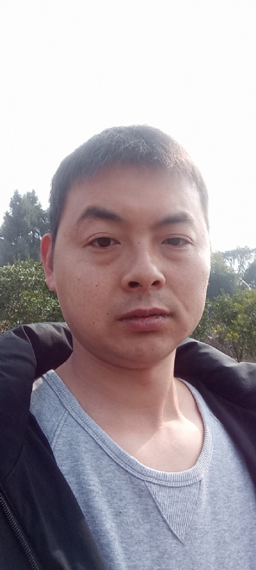 亲亲抱抱我爱你的第一张照片--赣州相亲服务中心