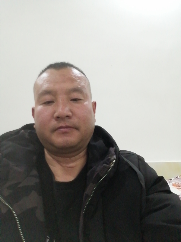 肖小江的第一张照片--赣州相亲服务中心