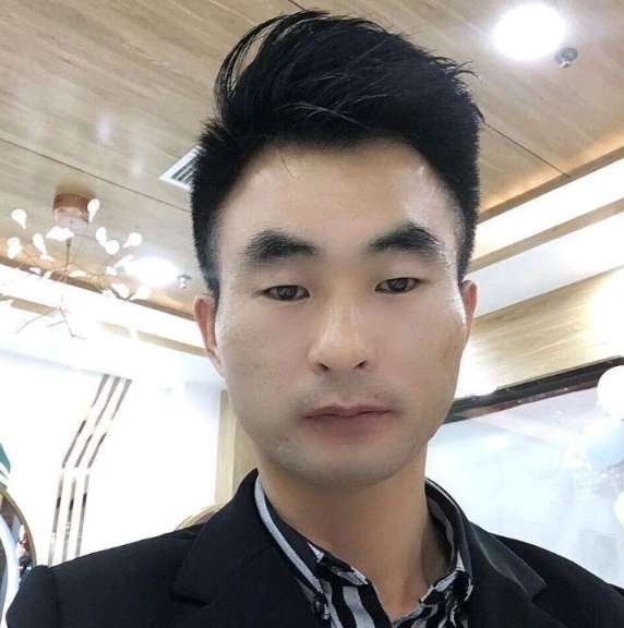 情系半生的第一张照片--赣州相亲服务中心