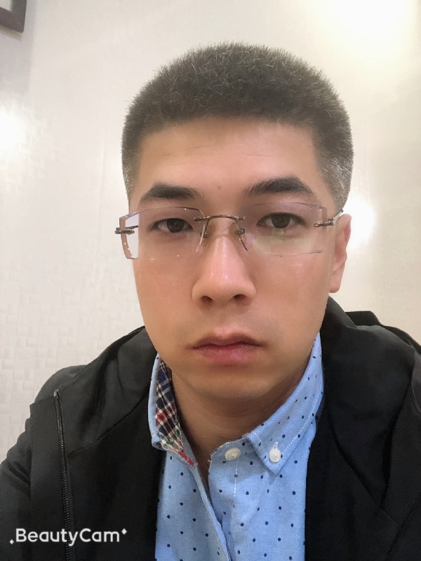 情伤的第一张照片--赣州相亲服务中心