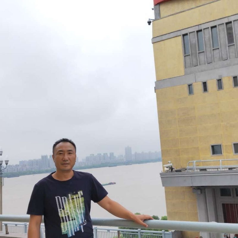 明天的第一张照片--赣州相亲服务中心