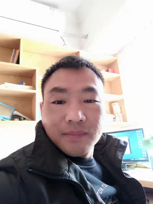 向前葱的第一张照片--赣州相亲服务中心