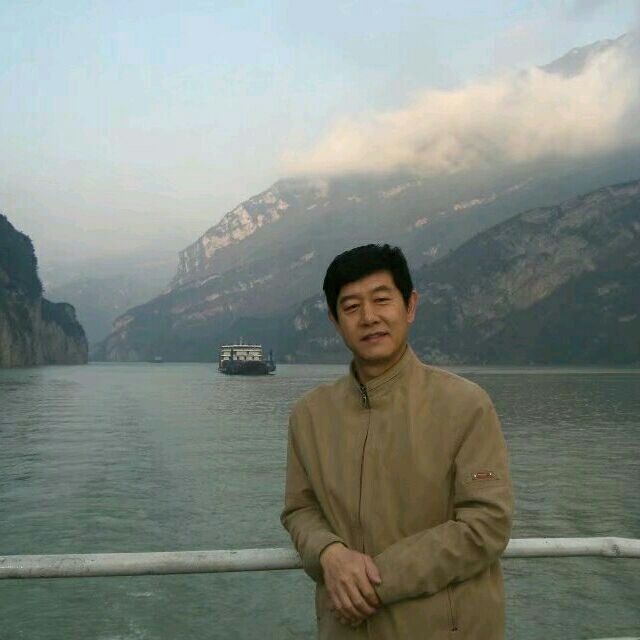 优秀善良1.78的第一张照片--赣州相亲服务中心