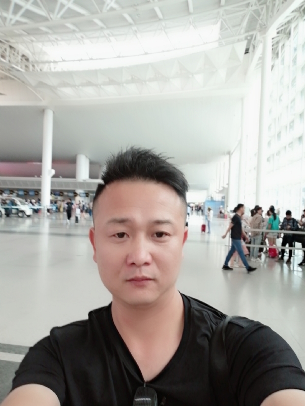 一叶知秋的第一张照片--赣州相亲服务中心
