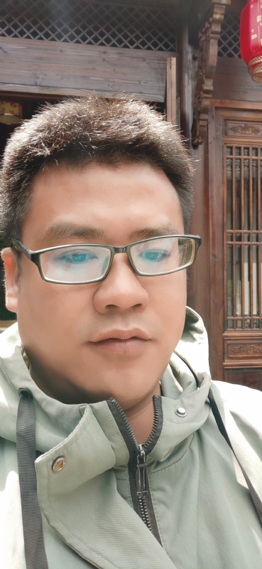 随缘的第一张照片--赣州相亲服务中心