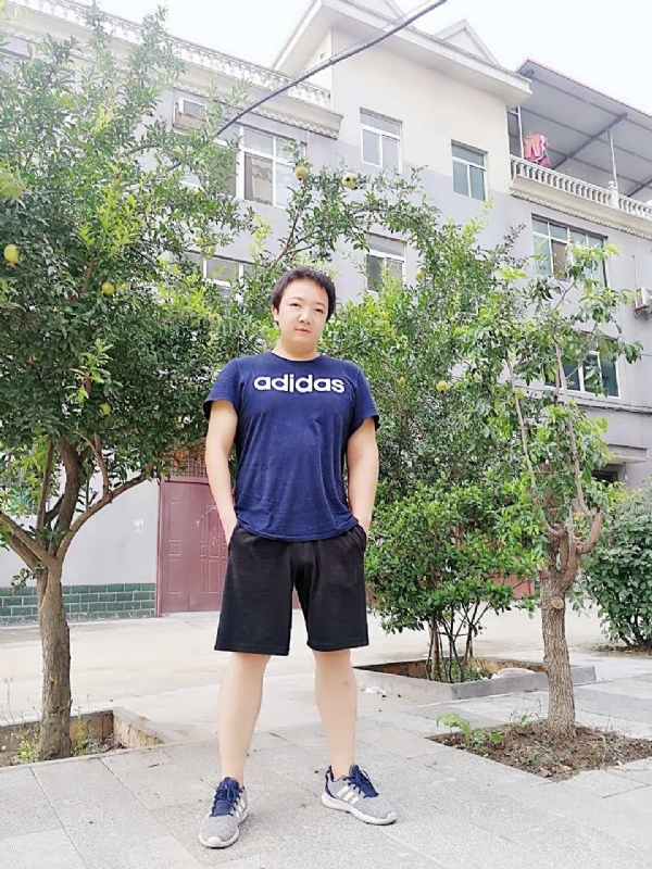 小宇的第一张照片--赣州相亲服务中心