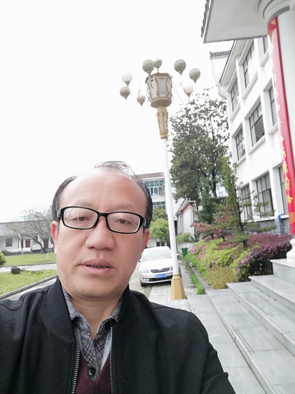 玫瑰祥云的第二张照片--赣州相亲服务中心