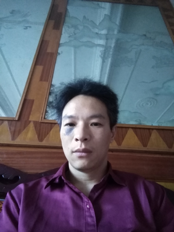 风中落叶的第一张照片--赣州相亲服务中心