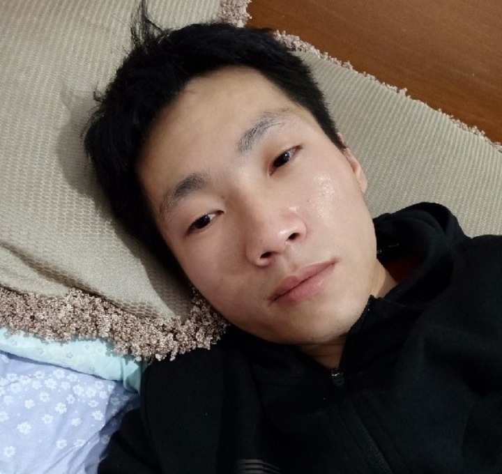 老鼠爱上猫的第一张照片--赣州相亲服务中心