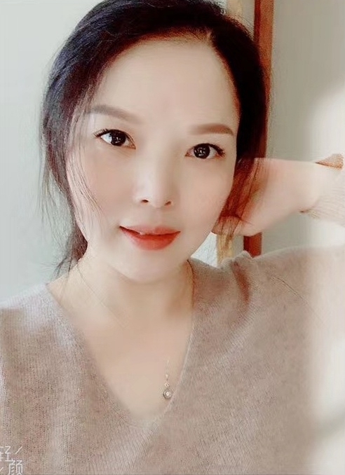 百荷的第一张照片--赣州相亲服务中心