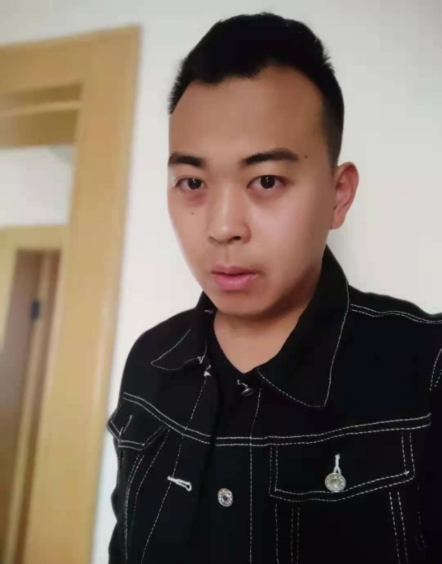 天边一丝风的第一张照片--赣州相亲服务中心