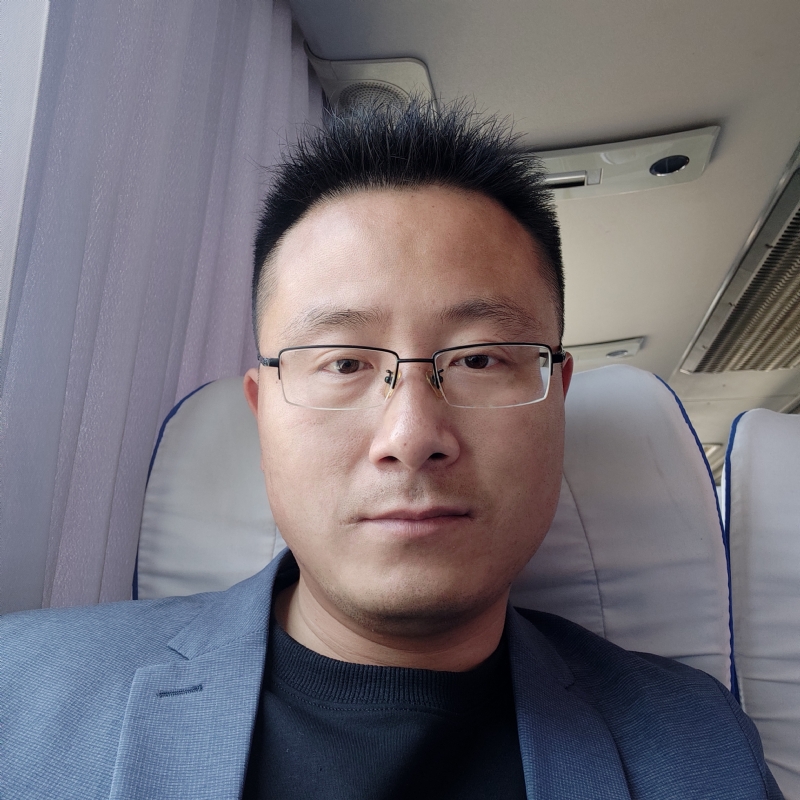 桑业挺的第一张照片--赣州相亲服务中心