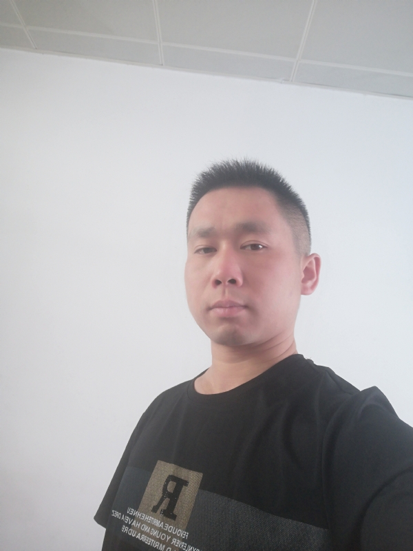 孤独的狼的第一张照片--赣州相亲服务中心