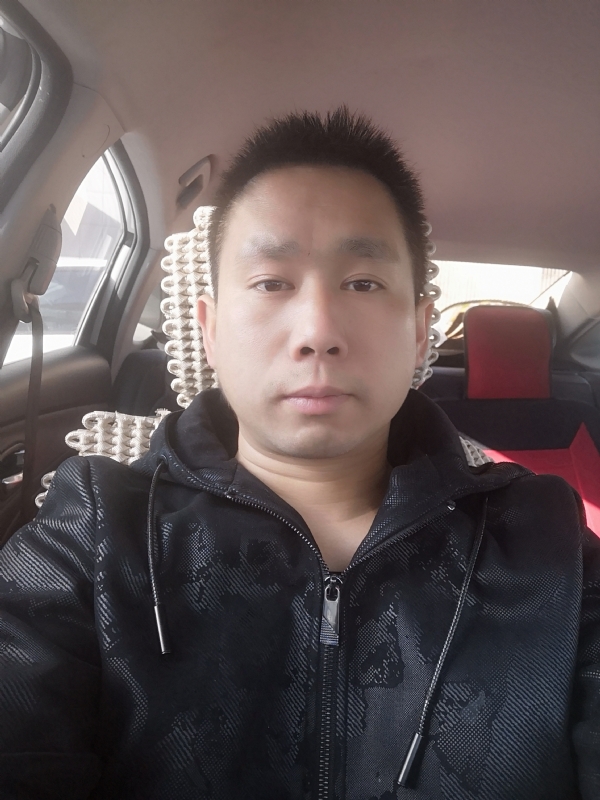 孤独的狼的第二张照片--赣州相亲服务中心