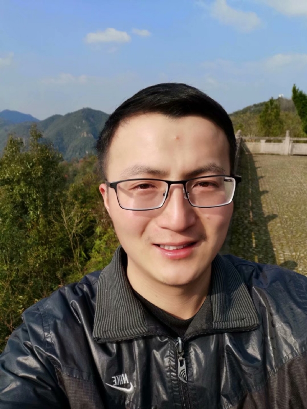 杨先生的第一张照片--赣州相亲服务中心
