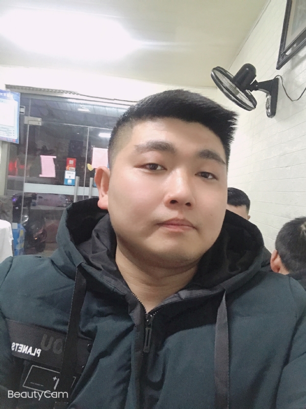 回忆是个小孩的第一张照片--赣州相亲服务中心