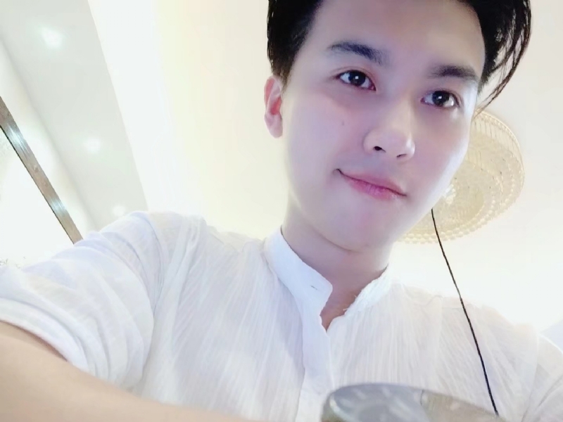 皮特王的第一张照片--赣州相亲服务中心