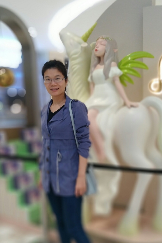 霞的第一张照片--赣州相亲服务中心