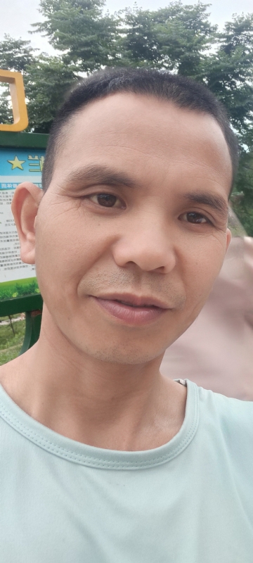 找个相爱的人结婚的第一张照片--赣州相亲服务中心
