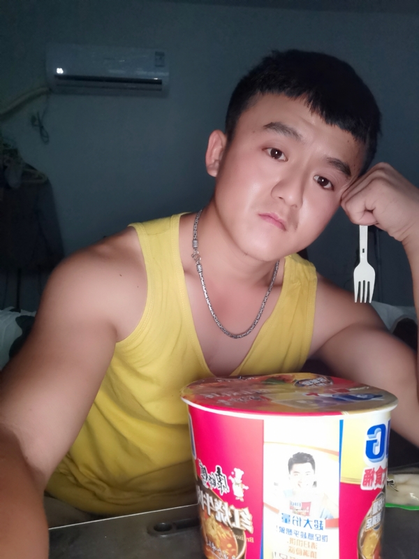 飞飞的第三张照片--赣州相亲服务中心