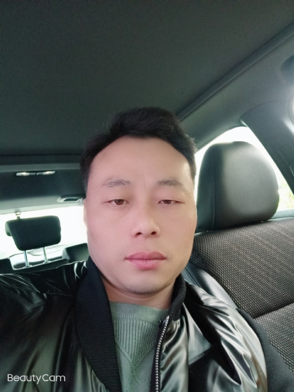 放飞的羊的第一张照片--赣州相亲服务中心
