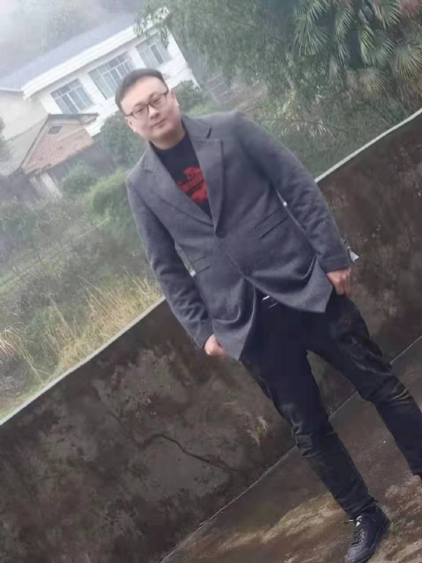 冰城的第一张照片--赣州相亲服务中心