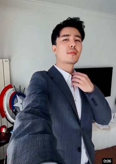 孤獨一郎的第一张照片--赣州相亲服务中心