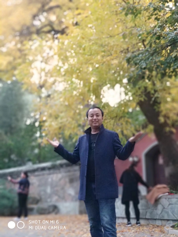 爱转角的第二张照片--赣州相亲服务中心