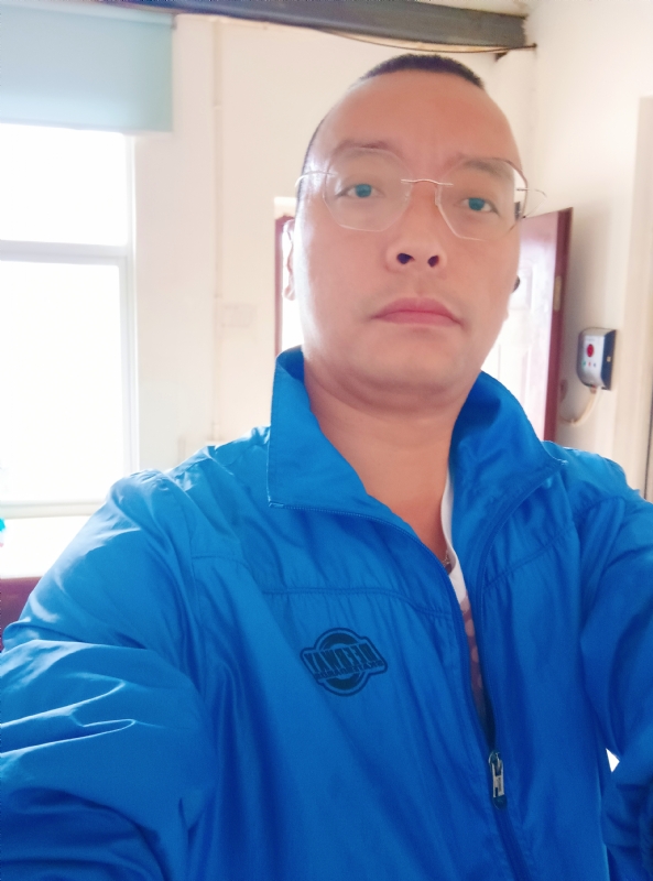 通海混混的第一张照片--赣州相亲服务中心