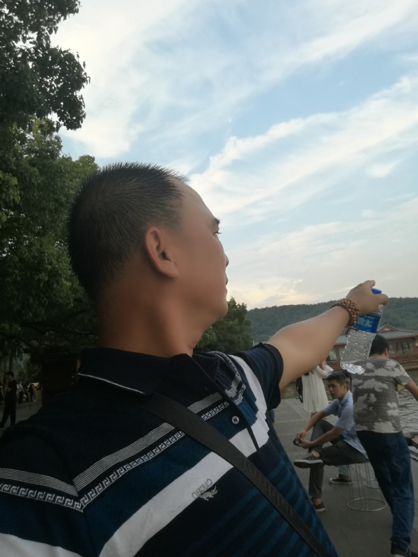 木子五的第四张照片--赣州相亲服务中心