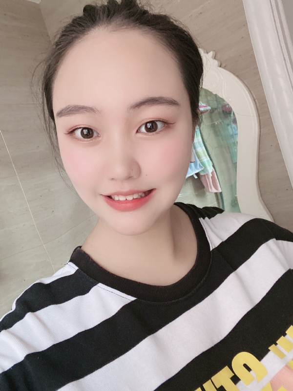 灵儿的第二张照片--赣州相亲服务中心
