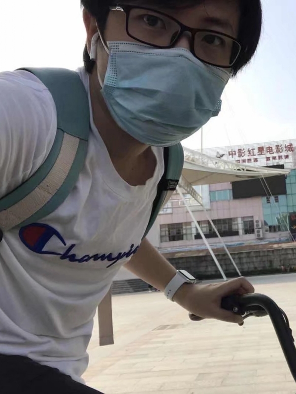 丁先生的第二张照片--赣州相亲服务中心