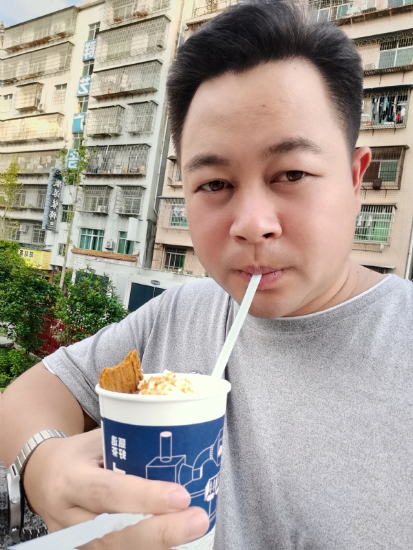 K金o的第一张照片--赣州相亲服务中心