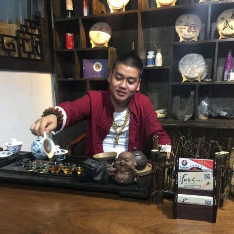 请叫我金爷的第一张照片--赣州相亲服务中心