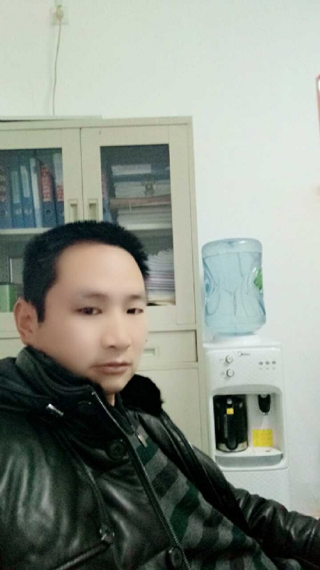 蓝色棒棒糖的第一张照片--赣州相亲服务中心