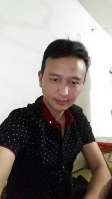 机械师的第一张照片--赣州相亲服务中心