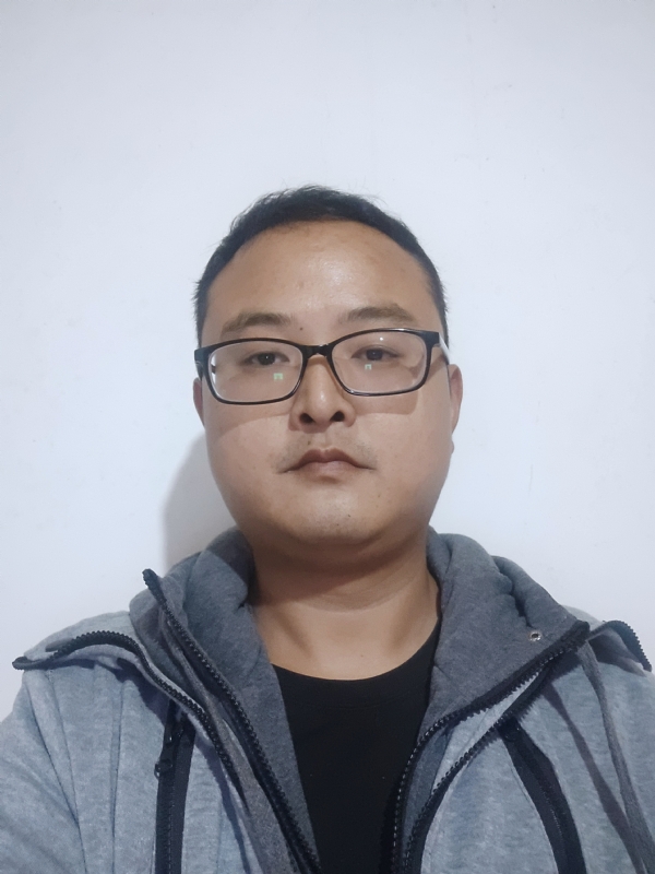 爱在一瞬间的第一张照片--赣州相亲服务中心