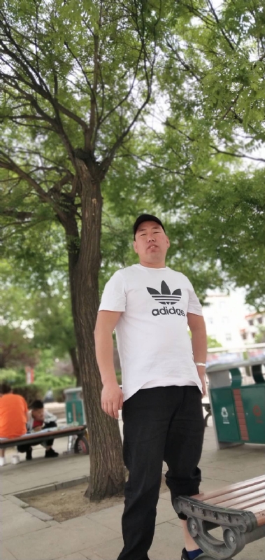 啊包g的第一张照片--赣州相亲服务中心