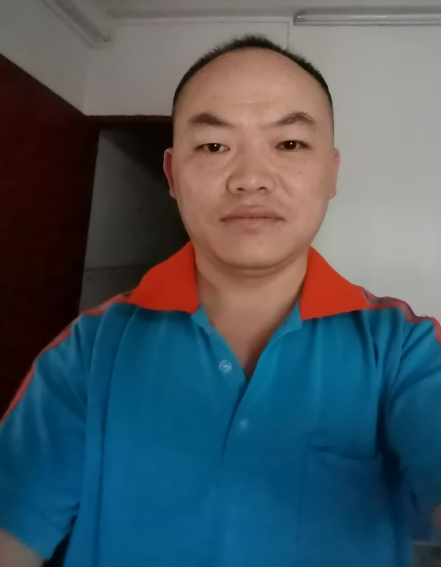 与子携老的第七张照片--赣州相亲服务中心